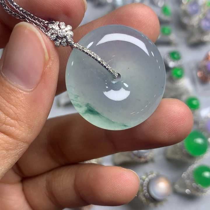 翡翠未镶嵌戒指金镶