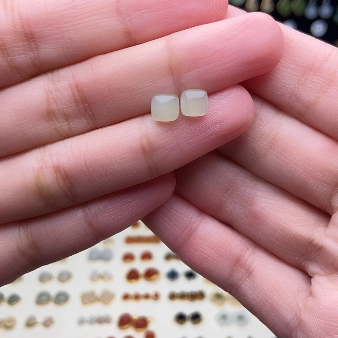 和田玉银S925镶嵌耳饰