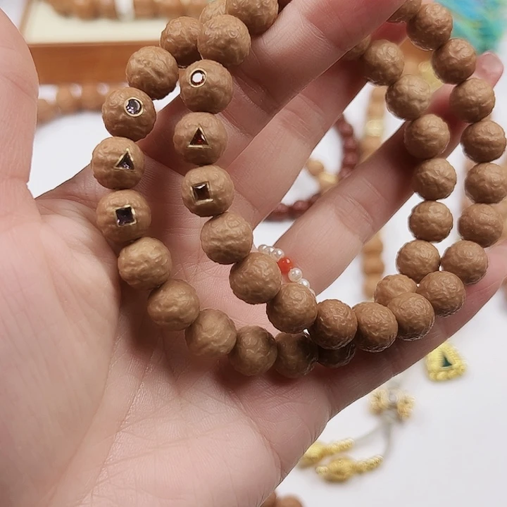 吊坠猴头核桃舍利