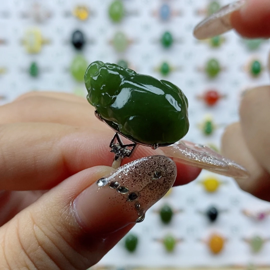 和田玉戒指未镶嵌