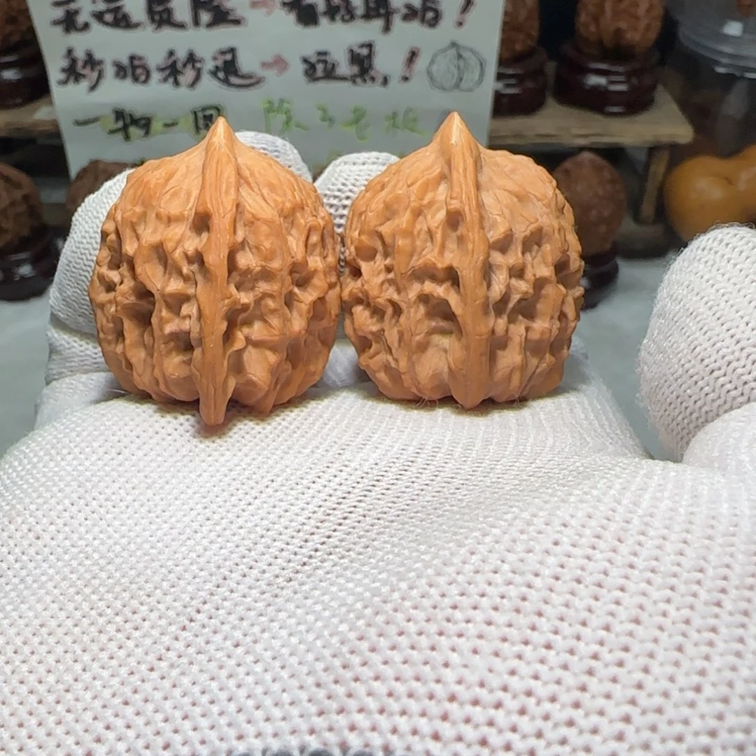 吊坠文玩核桃赤剑鸡心