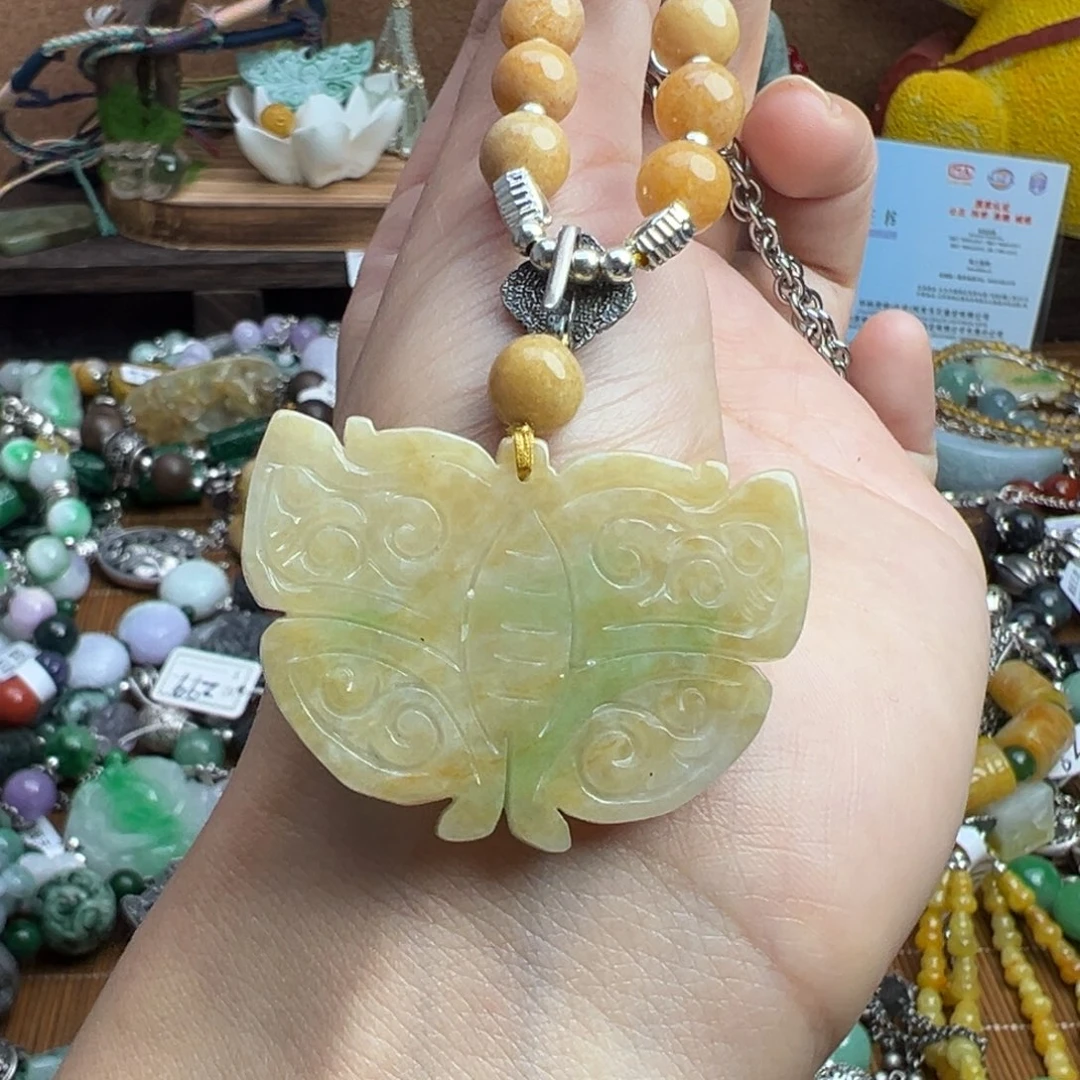 翡翠未镶嵌颈饰吊坠