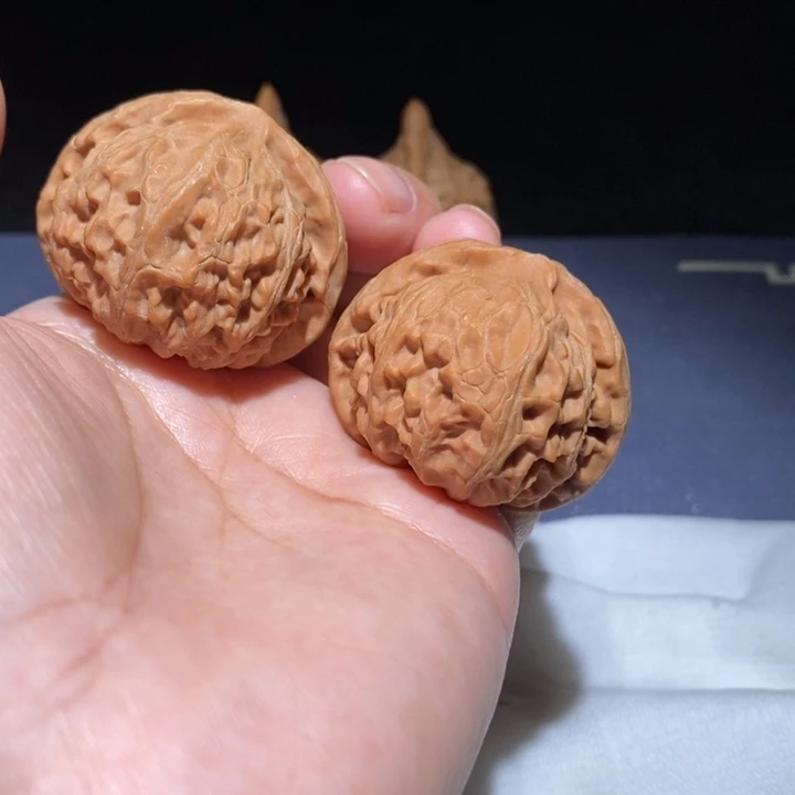 文玩核桃吊坠宫灯