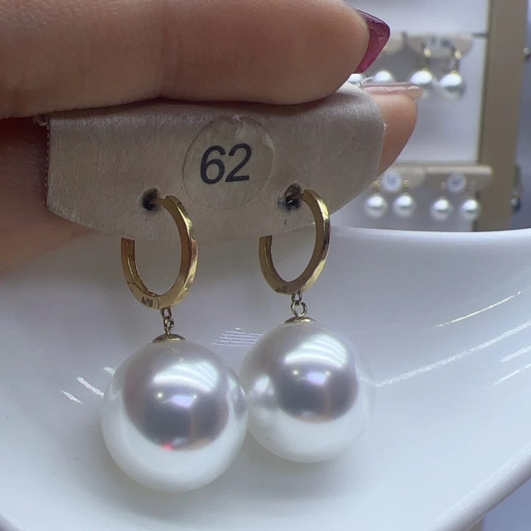 淡水珍珠耳饰18K金镶嵌