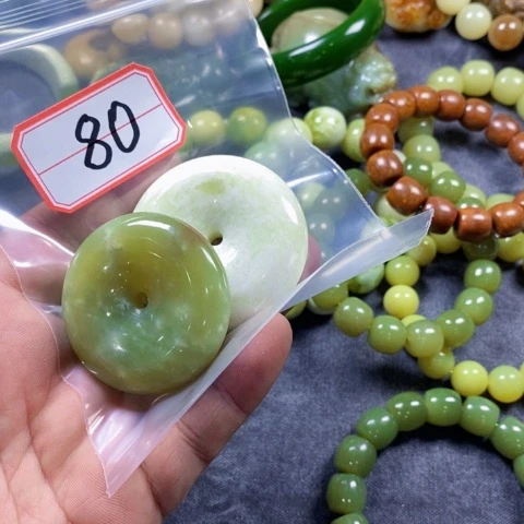 未镶嵌蛇纹石玉手链