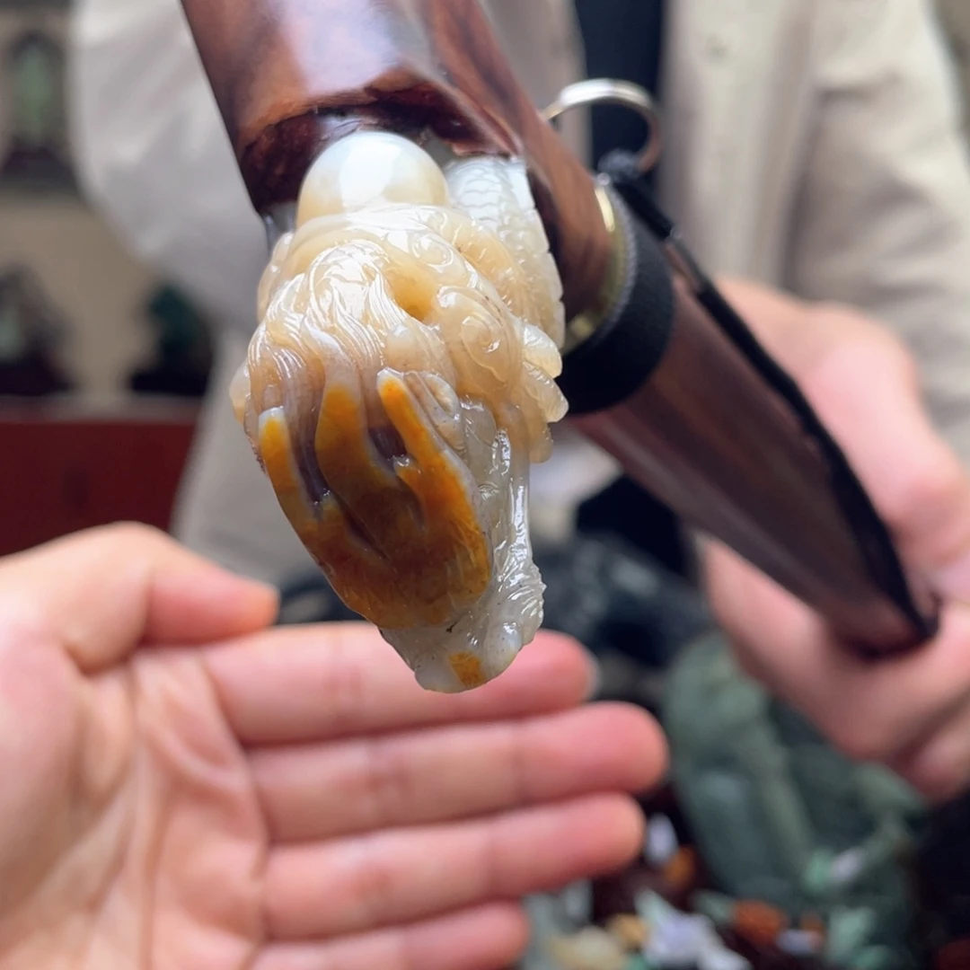 未镶嵌和田玉摆件