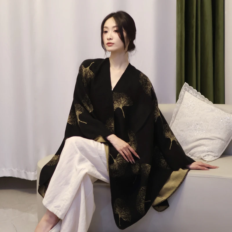 早春 初秋新款披肩时尚百搭简约银杏叶长款外套披肩气质宽松优雅
