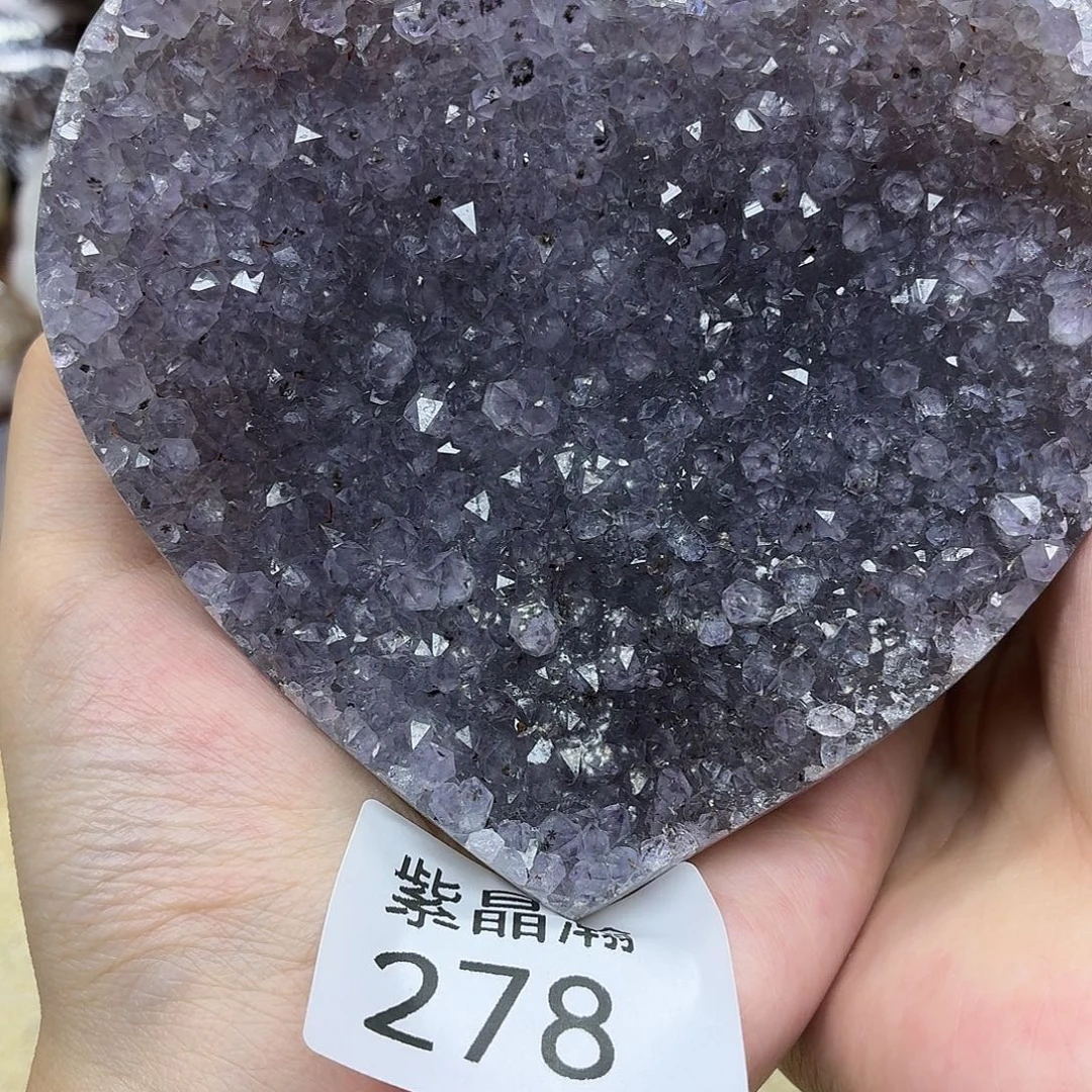 未镶嵌水晶大型摆件（非配饰）