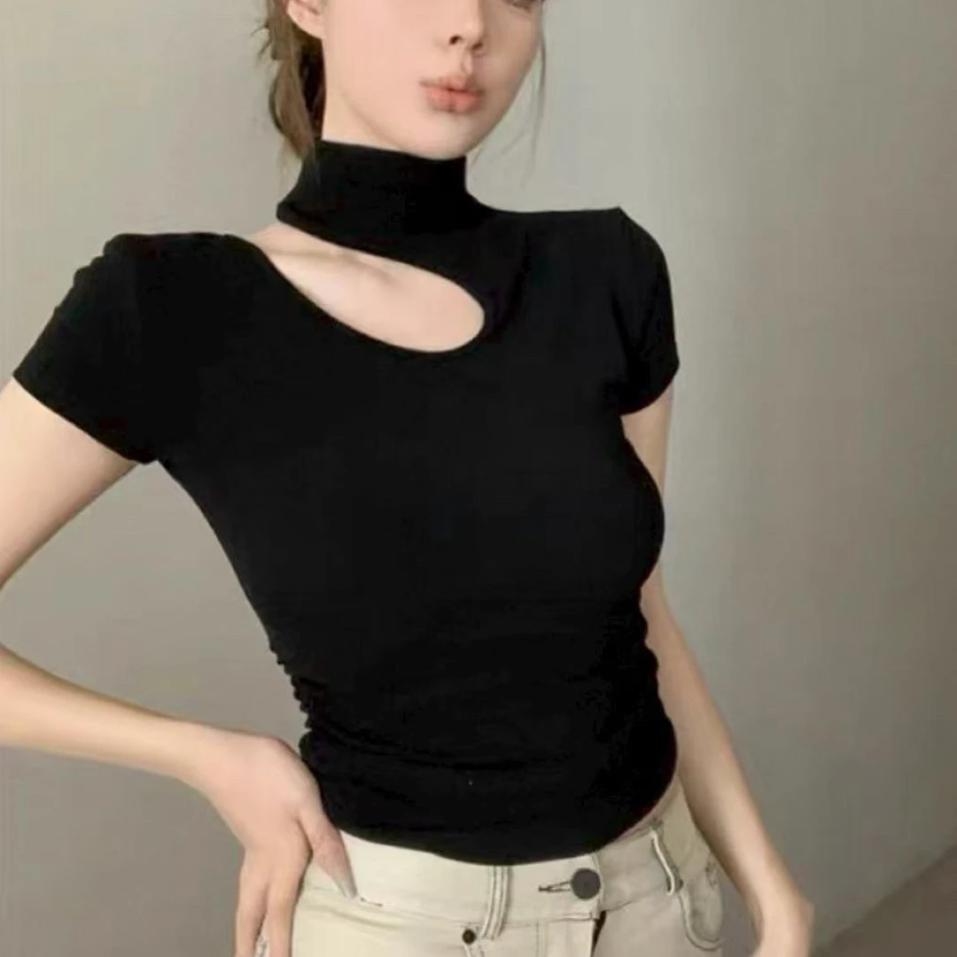 小众新款2025显瘦褶皱镂空短袖设计高领修身上衣打底衫