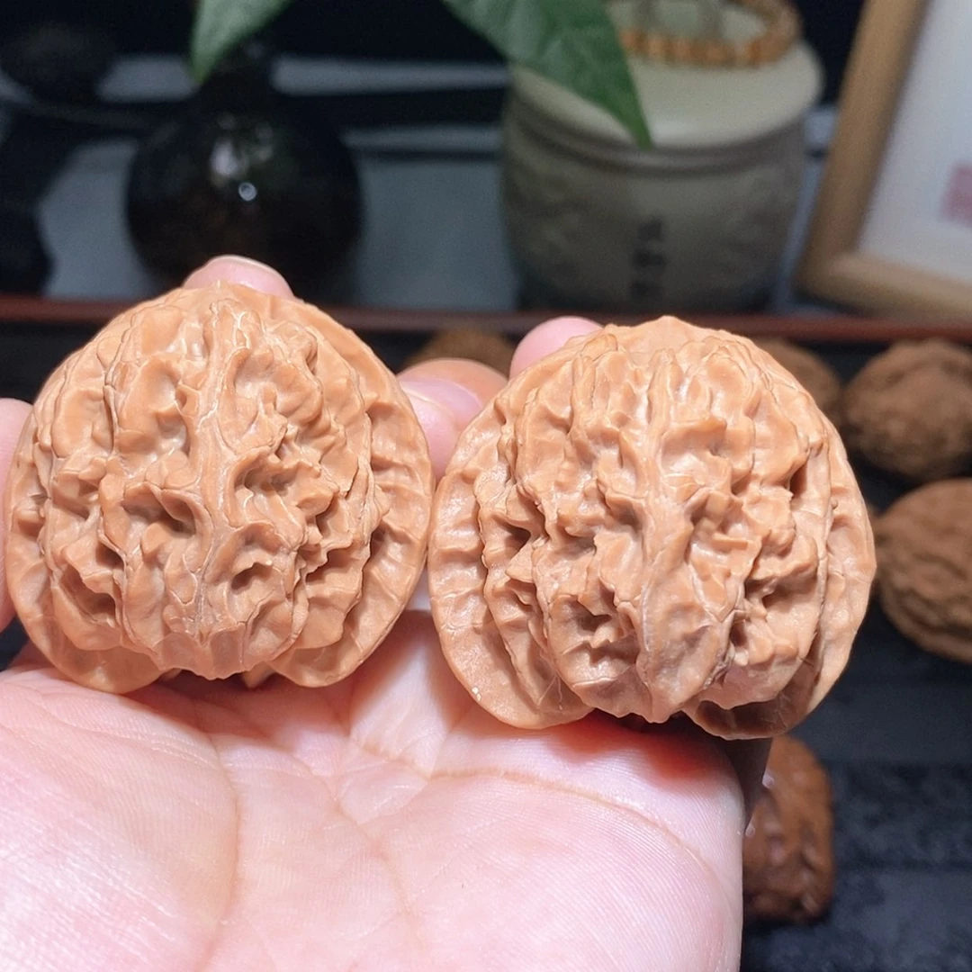 【闪购商品】文玩核桃吊坠苹果园