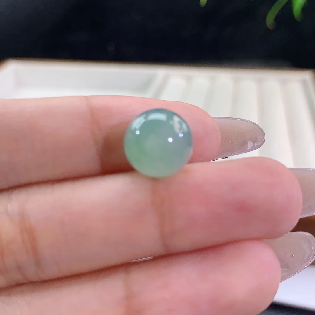 8.12-3买断价缅甸天然翡翠A货 女款冰晴底单珠尺寸:11mm 1颗粒