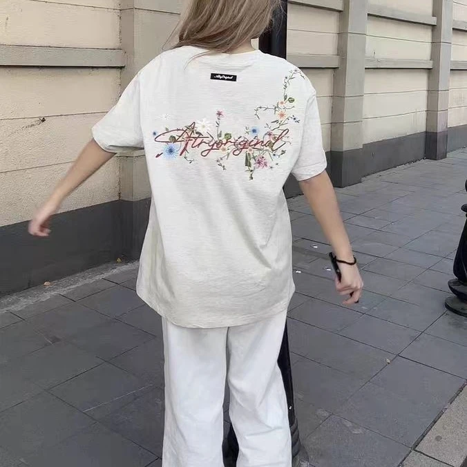 纯欲慵懒风女装复古刺绣花体连肩花卉短袖t恤女夏季新款纯棉上衣