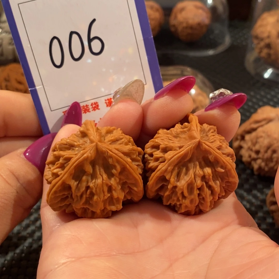 吊坠文玩核桃006秦闷三棱全品36尺