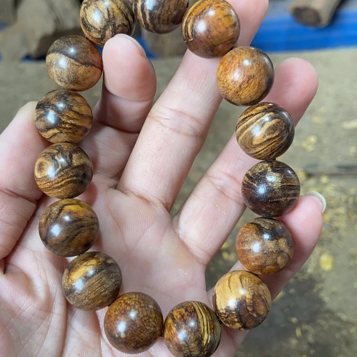 贡木手串我**？定制不退不换