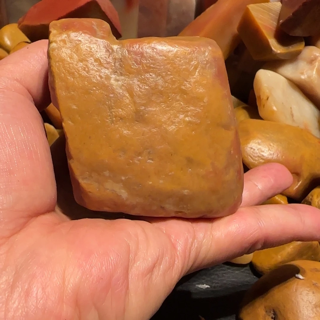 老挝石田黄原石，漂亮的