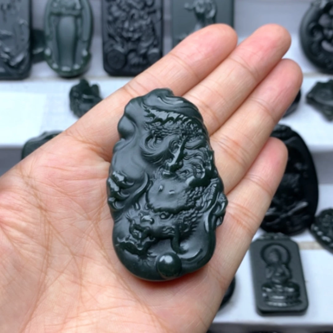 【闪购商品】颈饰未镶嵌和田玉双面雕刻