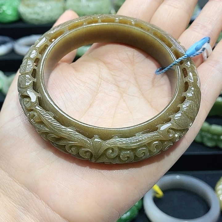 和田玉手镯59圈口53未镶嵌