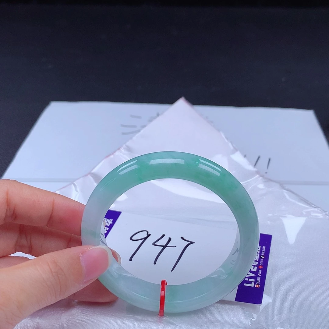 翡翠手镯未镶嵌手镯001780