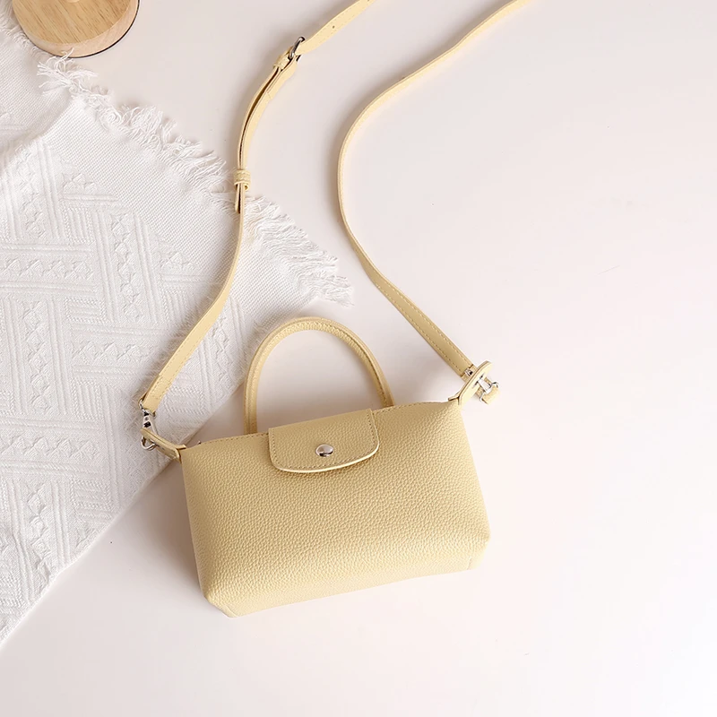 新款软皮手机包女斜挎包女士轻便迷你饺子包日常百搭单肩小众包包