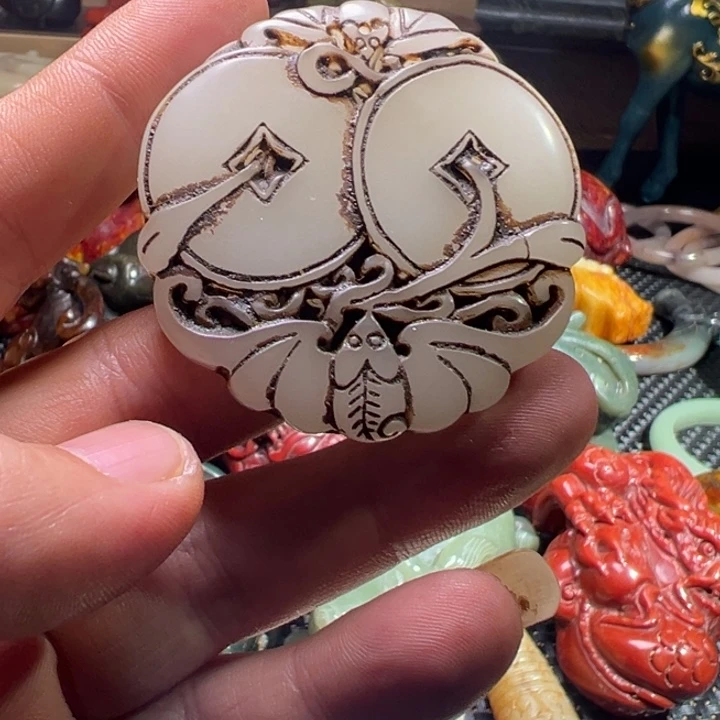 和田玉（糖玉）未镶嵌包链