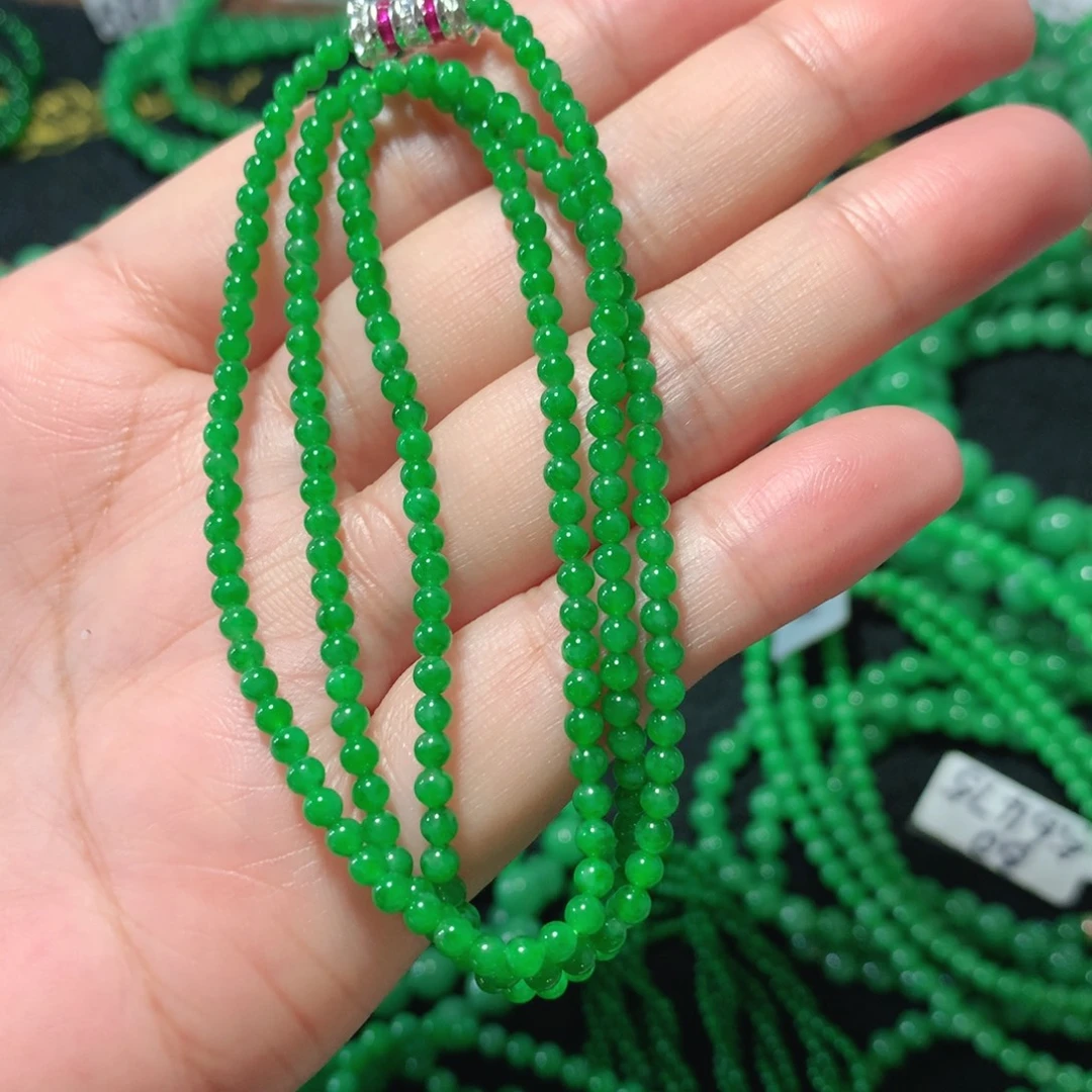 用***8翡翠未镶嵌颈饰缅甸翡翠