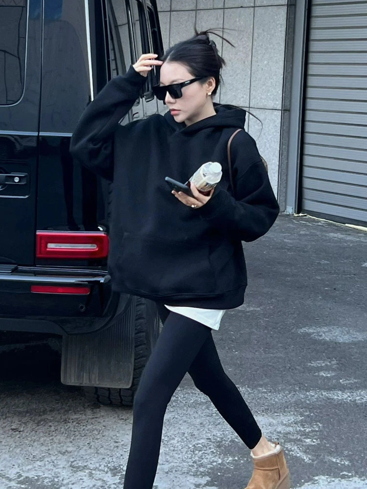 黑色连帽套头宽松卫衣长袖2025新款爆款纯色春秋休闲短款上衣秋