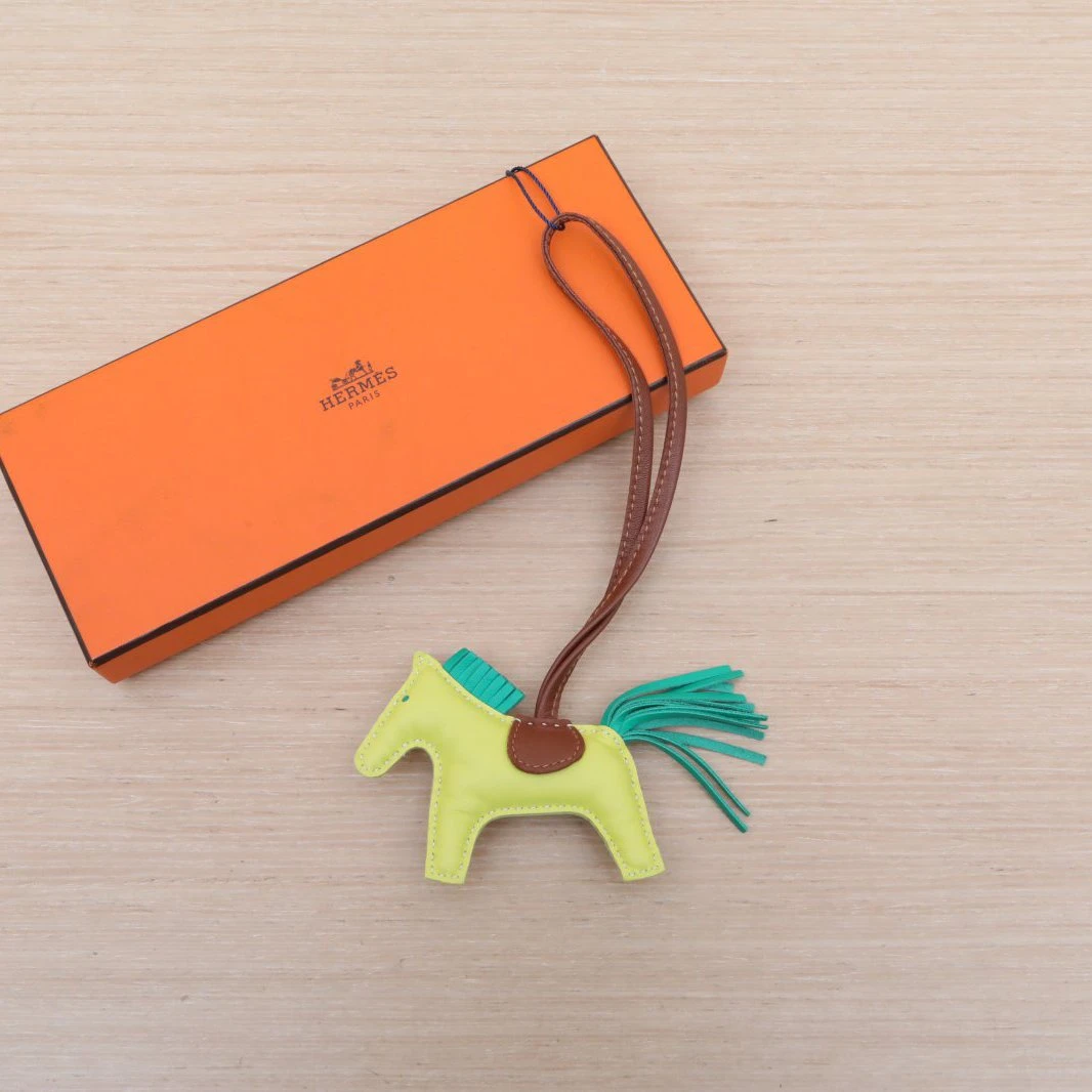 99新 Hermes/爱马仕 小花柳 皮革S 小马 挂件