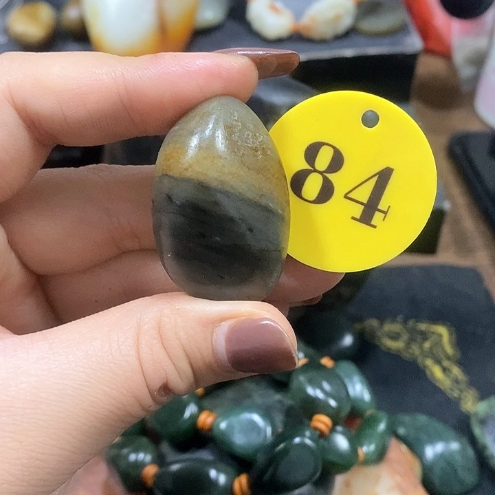 未镶嵌和田玉（糖玉）挂件