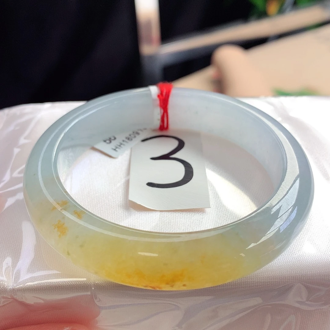 未镶嵌手镯翡翠56-57圈口一抹黄鸡油黄完美10号