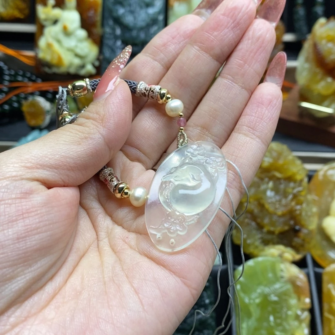 蛇纹石玉手牌未镶嵌奇***包