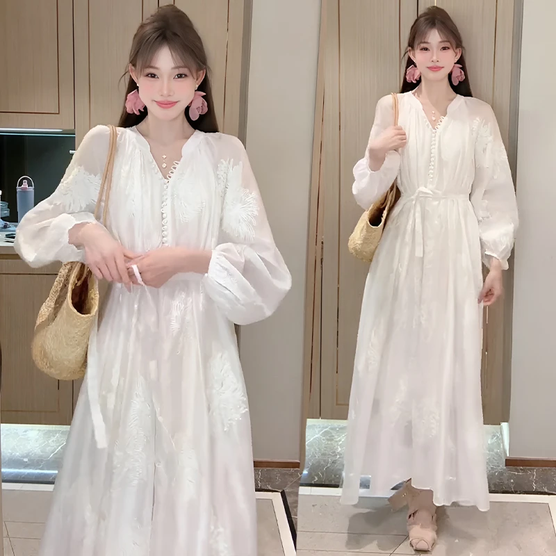 独特超好看气质仙气V领连衣裙女装2025春秋新款高级初恋白色裙子