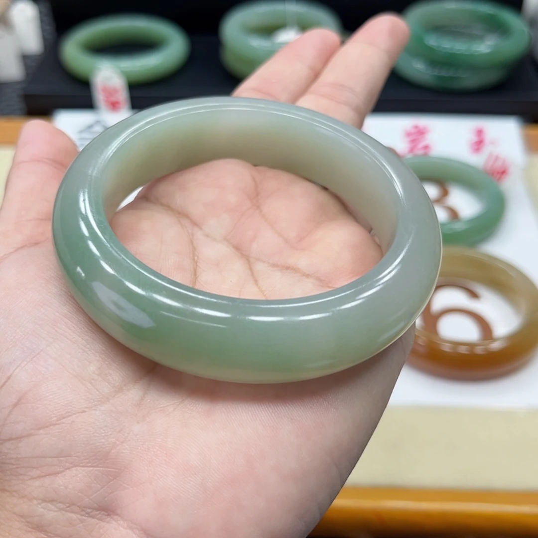 石英质玉手镯未镶嵌泽*汇