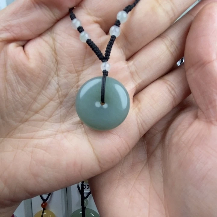 福***和田玉未镶嵌颈饰