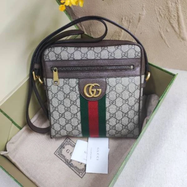 古驰/包包/未使用/市场价68888/250913YJ0018