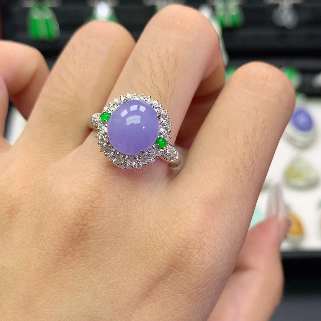 翡翠18K金镶嵌戒指