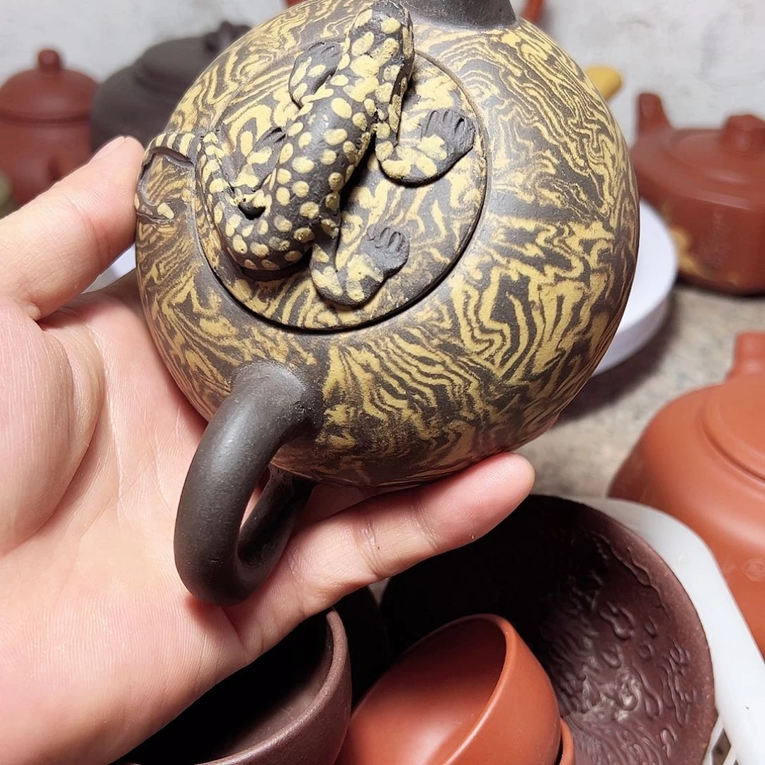 宜兴原矿紫砂壶全手工制作