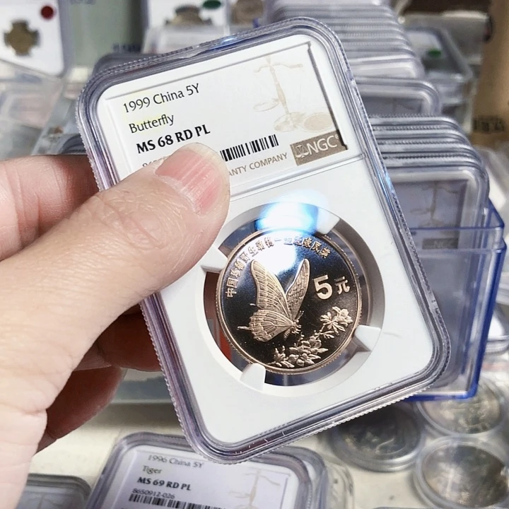 其他普通金属金班汇凤蝶精制68分