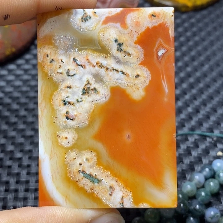 玛瑙/玉髓颈饰未镶嵌下****!