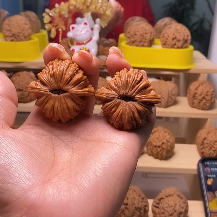 43尺寸的四座楼核桃
