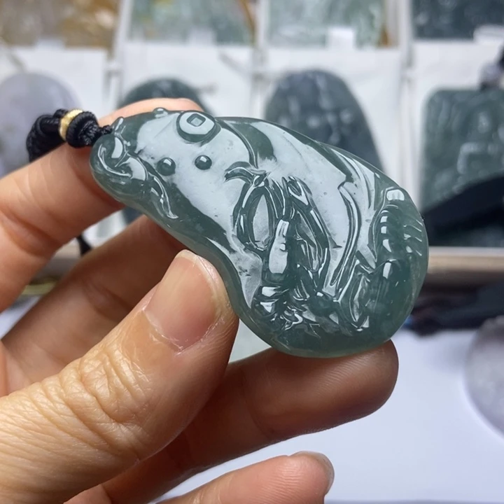 翡翠未镶嵌挂件翡翠