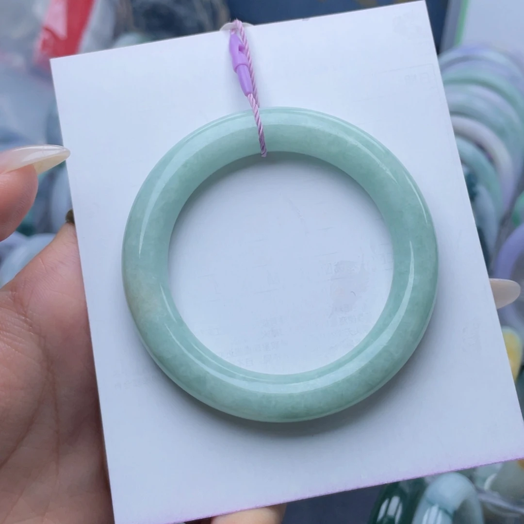 翡翠未镶嵌手镯50圈