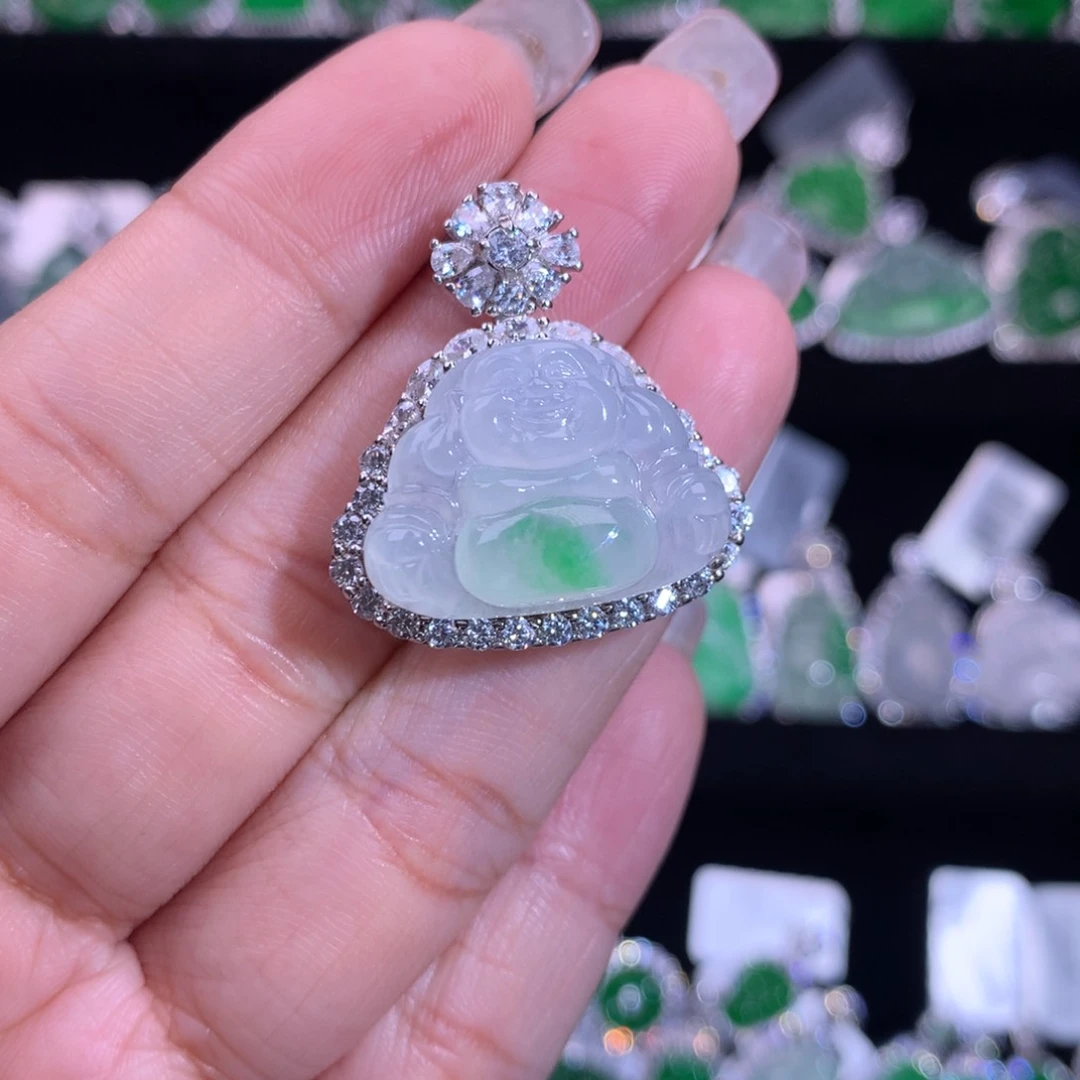 【闪购商品】颈饰银S925镶嵌翡翠