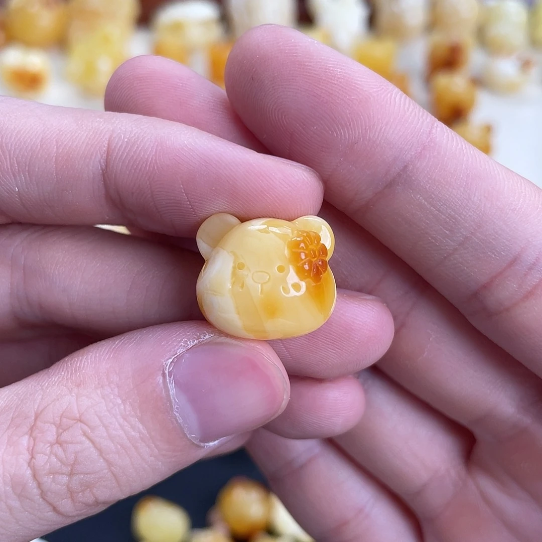 未镶嵌蜜蜡珠宝奇石