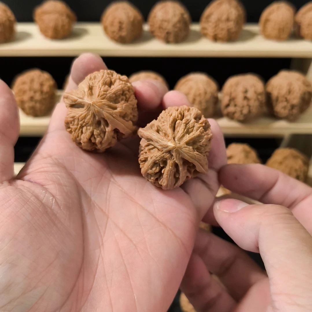 热***8吊坠文玩核桃37凤凰台有黄