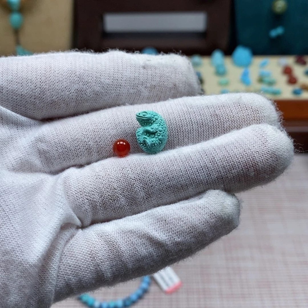 未镶嵌配饰南红玛瑙