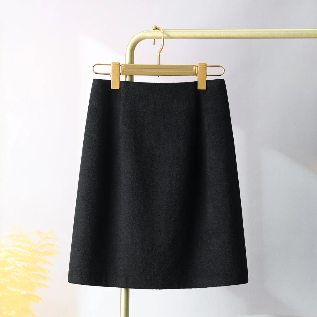 高品质羊毛呢黑色半身裙女秋冬2025新款小个子呢子短裙a字裙百搭