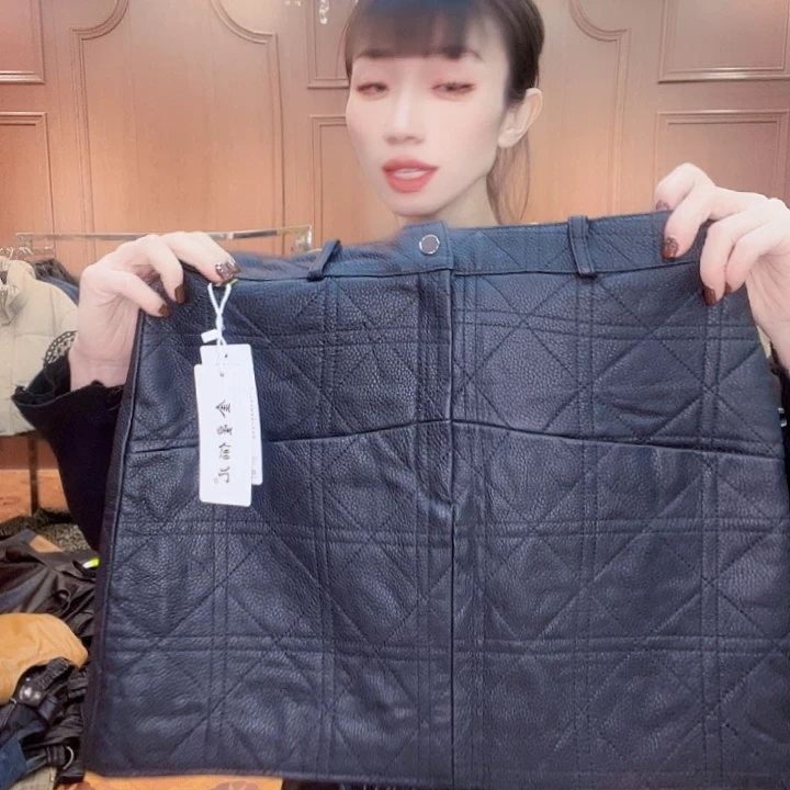 120……130斤皮短裙