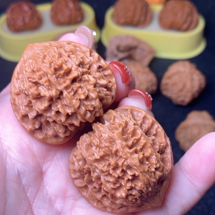 【闪购商品】文玩核桃把件857号满天星38