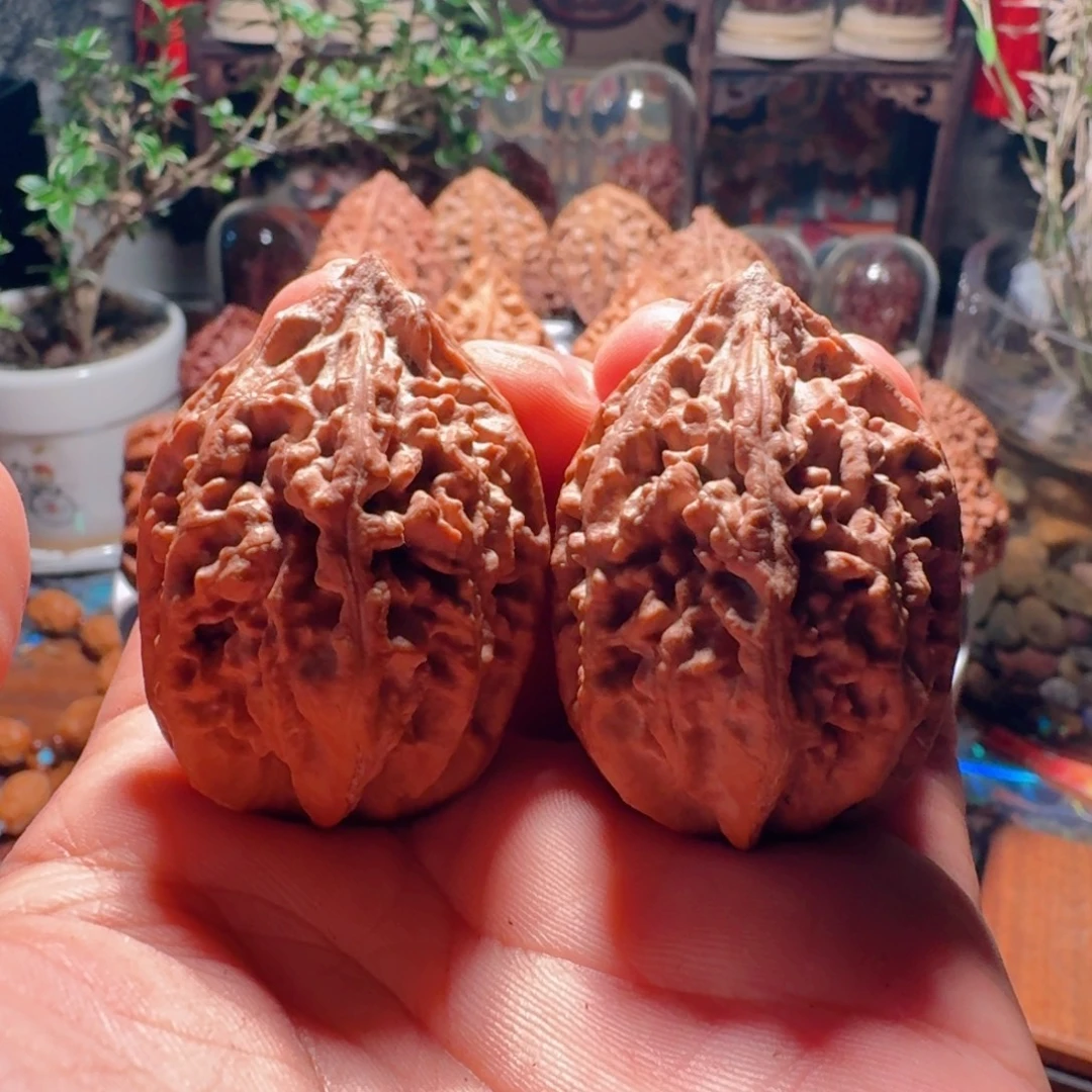 吊坠文玩核桃豆粒虎头