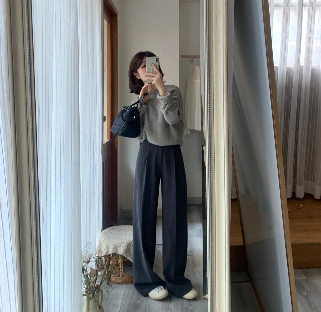 【伦敦来信】秋季纯欲风简约气质慵懒灰色针织套头毛衣黑色西装裤